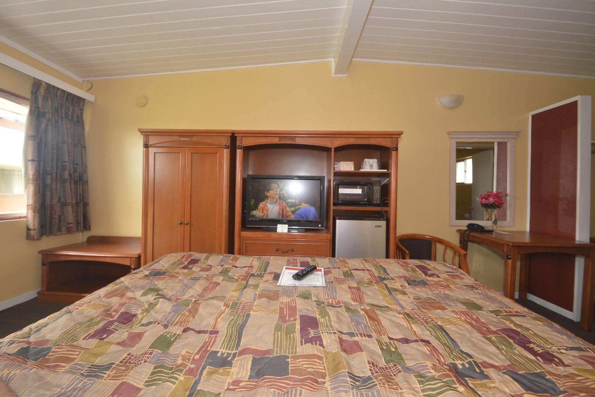 Gateway Inn Red Bluff Kültér fotó