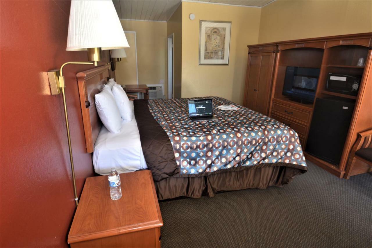 Gateway Inn Red Bluff Kültér fotó
